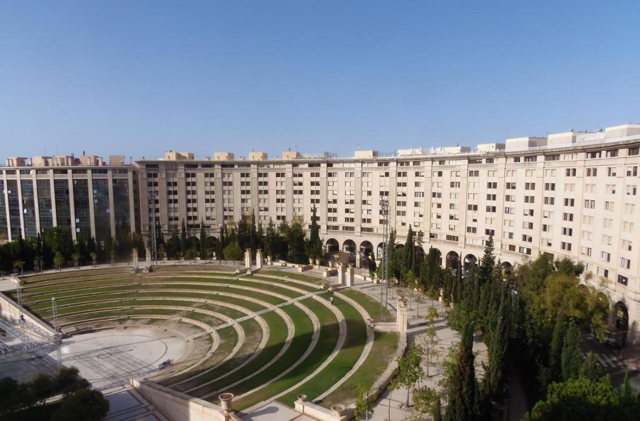 Apartamentos Anfiteatro Бенідорм Екстер'єр фото