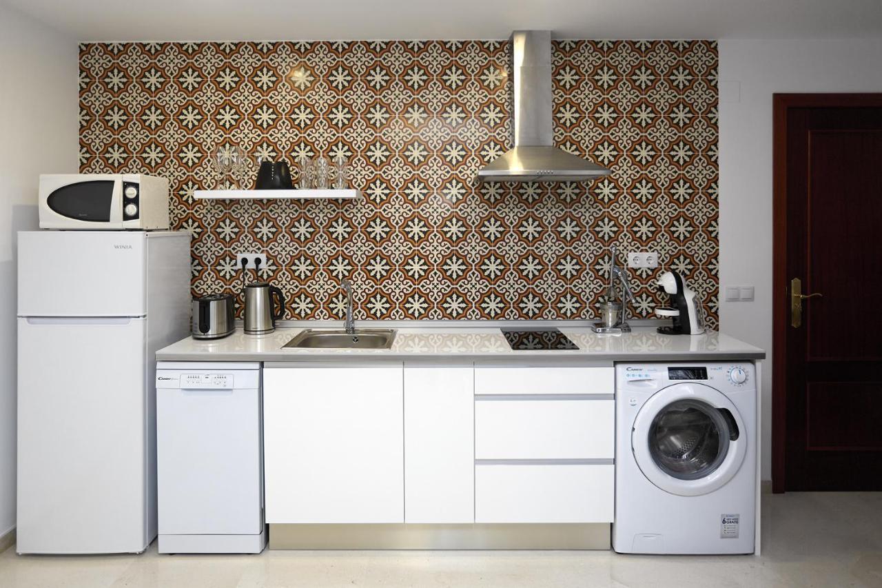 Apartamentos Anfiteatro Бенідорм Екстер'єр фото